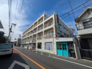 v20251019150703/fresh/building/J00100369370_8