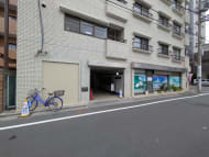 v20251019150703/fresh/building/J00100403988_11