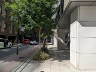 v20251019150703/fresh/building/J00100404085_22