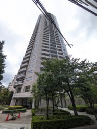v20251019150703/fresh/building/J00100408758_6