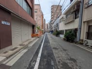 v20251019150703/fresh/building/J00100413755_8