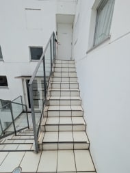 v20251019150703/fresh/building/J00100415093_15