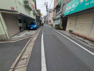 v20251019150703/fresh/building/J00100513221_9