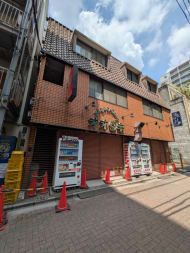 v20251020150704/fresh/building/J00100632411_5