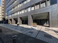 v20251021150805/fresh/building/J00100380827_9