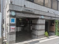 v20251022150707/fresh/building/J00100384162_3