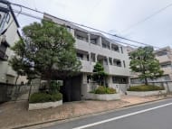 v20251022150707/fresh/building/J00100408821_6