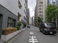 v20251025150703/fresh/building/J00100357302_2