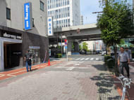 v20251025150703/fresh/building/J00100358437_8