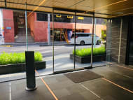 v20251025150703/fresh/building/J00100369584_7