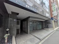 v20251025150703/fresh/building/J00100389688_11