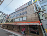 v20251025150703/fresh/building/J00100389818_13