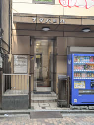v20251025150703/fresh/building/J00100389818_3