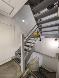 v20251025150703/fresh/building/J00100401599_15