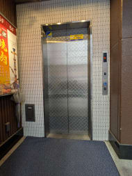 v20251025150703/fresh/building/J00100401784_10
