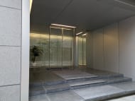 v20251025150703/fresh/building/J00100402996_3