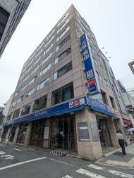 v20251025150703/fresh/building/J00100413433_8