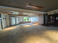 v20251025150703/fresh/building/J00100495894_8