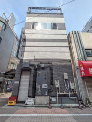 v20251025150703/fresh/building/J00100495895_9
