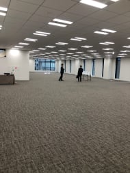 v20251025150703/fresh/building/J00100498901_13