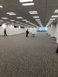 v20251025150703/fresh/building/J00100498901_18