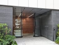 v20251025150703/fresh/building/J00100498901_3
