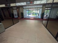 v20251114150803/fresh/building/J00100382319_65