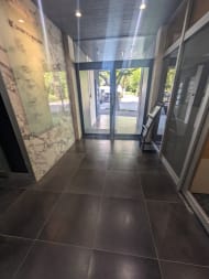 v20251114150803/fresh/building/J00100389813_13