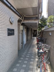 v20251118150804/fresh/building/J00100370406_3