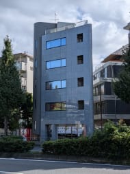 v20251118150804/fresh/building/J00100410352_12