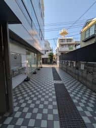 v20251120150807/fresh/building/J00100409850_19