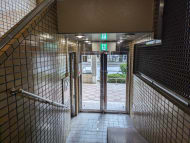 v20251123150654/fresh/building/J00100383712_13