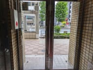 v20251123150654/fresh/building/J00100383712_15