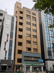 v20251123150654/fresh/building/J00100383712_5