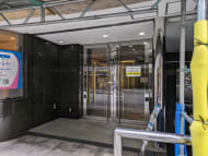 v20251123150654/fresh/building/J00100383739_17
