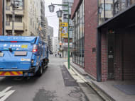 v20251123150654/fresh/building/J00100383740_15