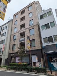 v20251123150654/fresh/building/J00100389579_66