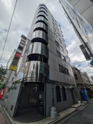 v20251123150654/fresh/building/J00100396090_9