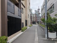 v20251125150804/fresh/building/J00100366349_15
