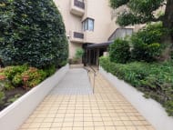 v20251125150804/fresh/building/J00100395628_7