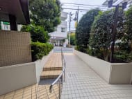 v20251125150804/fresh/building/J00100395628_8