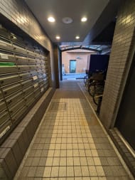 v20251125150804/fresh/building/J00100407881_7