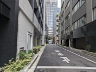 v20251204150956/fresh/building/J00100376807_17