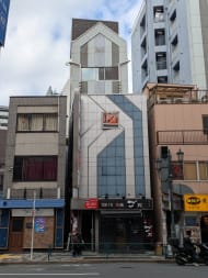 v20251204150956/fresh/building/J00100381815_15