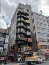 v20251204150956/fresh/building/J00100389984_5