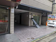 v20251204150957/fresh/building/J00100383741_19