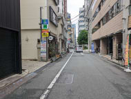 v20251204150957/fresh/building/J00100495716_10