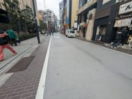 v20251211150803/fresh/building/J00100371518_12
