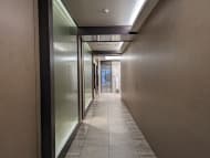 v20251211150803/fresh/building/J00100384729_60