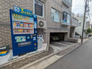 v20251211150803/fresh/building/J00100402852_8